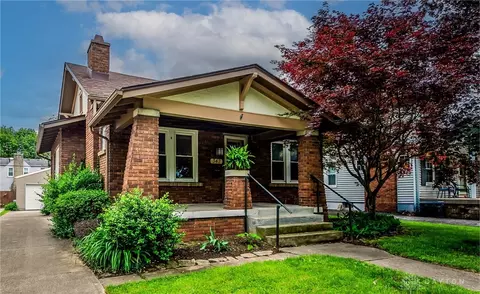 342 Forrer Blvd, Oakwood, OH 45419
