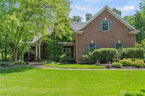 7818 Woodbridge Ct, Springboro, OH 45066