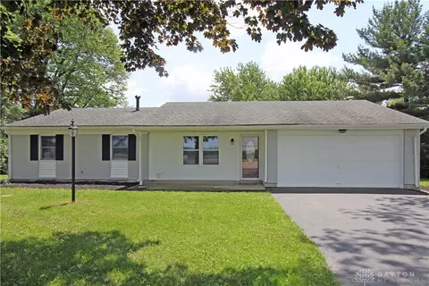 4374 W State Route 185, Piqua, OH 45356