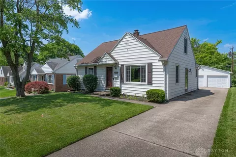 3073 Mirimar St, Kettering, OH 45409