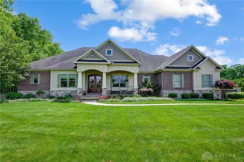 5917 Thomas Dr, Waynesville, OH 45068