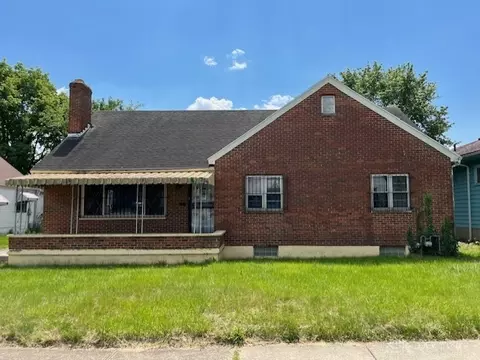 206 E Parkwood Dr, Dayton, OH 45405