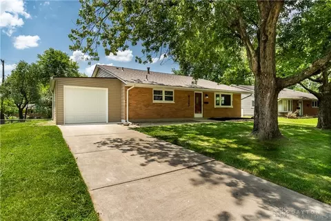 4125 Weybright Ct, Dayton, OH 45440 photo 1
