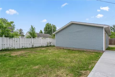 Exterior - 2025 Culver Ave, Kettering, OH 45420 photo 2 of 2