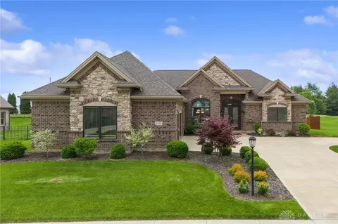 3938 Jacob Hills Ct, Bellbrook, OH 45305