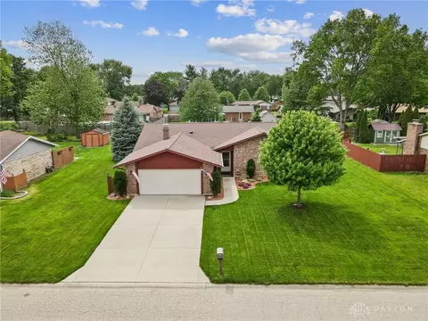 485 Wisteria Dr, Troy, OH 45373