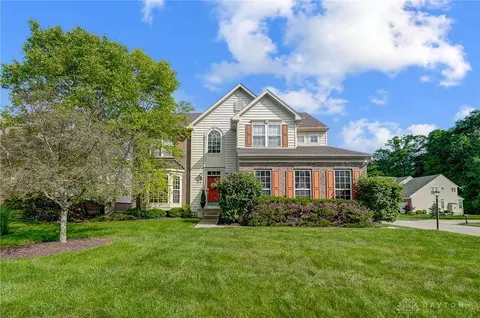 1824 Amberwood Way, Maineville, OH 45039