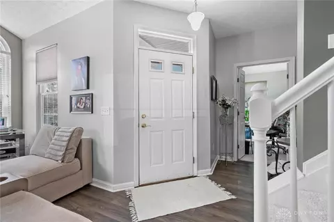 Entry Way - 61 Abbey Dr, Springboro, OH 45066 photo 1 of 3