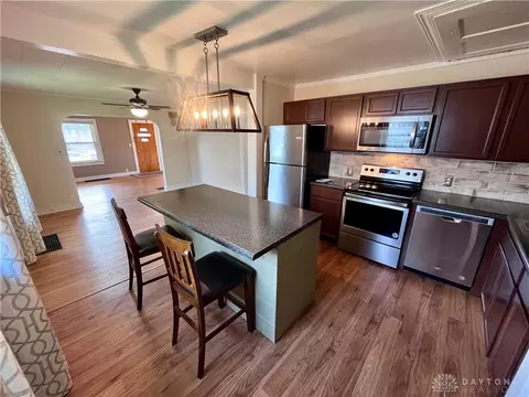 Kitchen - 817 Homestead Ave, Springfield, OH 45503 photo 2 of 4