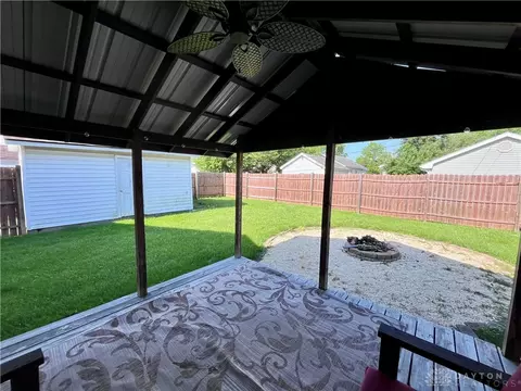 Exterior - 817 Homestead Ave, Springfield, OH 45503 photo 3 of 6