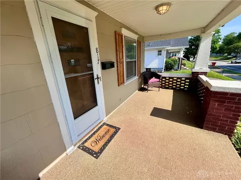 Exterior - 817 Homestead Ave, Springfield, OH 45503 photo 2 of 6