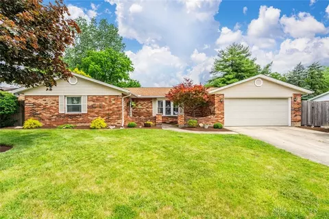 452 Jamesway Dr, Eaton, OH 45320