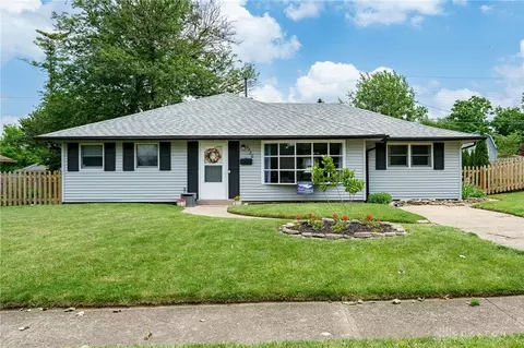 3720 Milford Dr, Dayton, OH 45429
