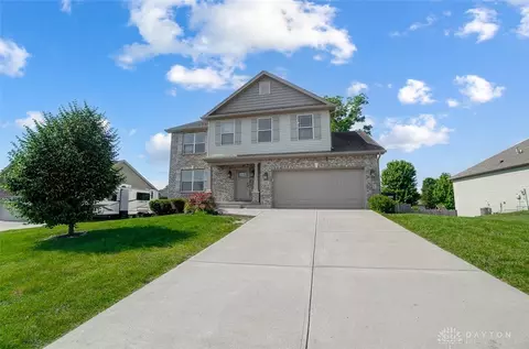 308 Deep Woods Ct, Franklin, OH 45005