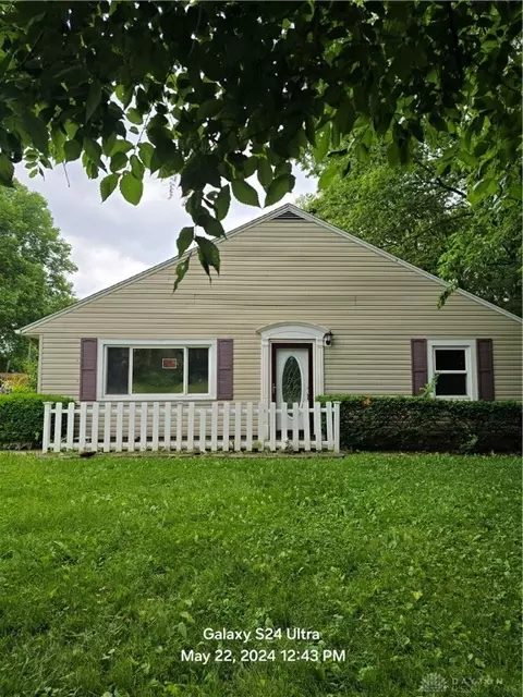 3760 Old Troy Pike, Dayton, OH 45404