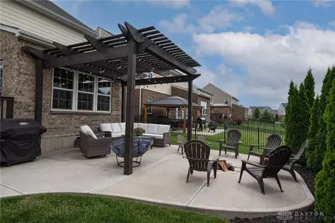 Exterior - 1605 Cedar Creek Dr, Centerville, OH 45458 photo 5 of 15