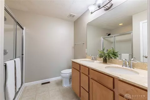 Bath - 1605 Cedar Creek Dr, Centerville, OH 45458 photo 4 of 5
