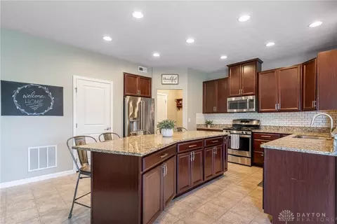 Kitchen - 1605 Cedar Creek Dr, Centerville, OH 45458 photo 5 of 7