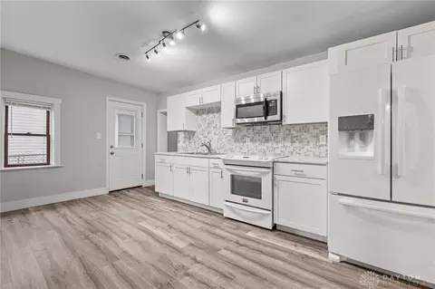452 E 3rd St, Xenia, OH 45385