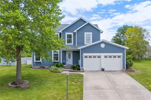 8808 Salem Rdg, Centerville, OH 45458