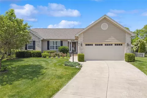 1533 Blake Ct, Fairborn, OH 45324