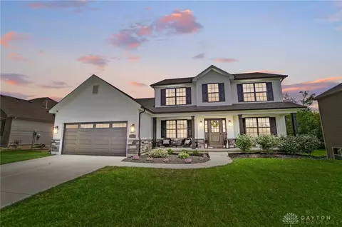 152 Timber Ridge Dr, Carlisle, OH 45005