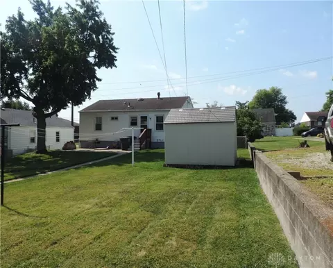 Exterior - 1663 Darst Ave, Dayton, OH 45403 photo 6 of 8