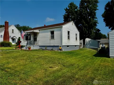 Exterior - 1663 Darst Ave, Dayton, OH 45403 photo 3 of 8