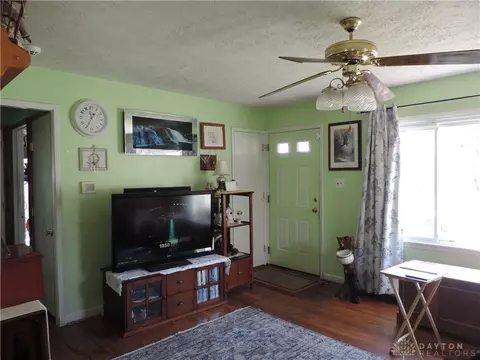 Entry Way - 1663 Darst Ave, Dayton, OH 45403 photo 1 of 1