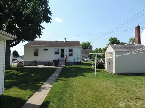 Exterior - 1663 Darst Ave, Dayton, OH 45403 photo 7 of 8
