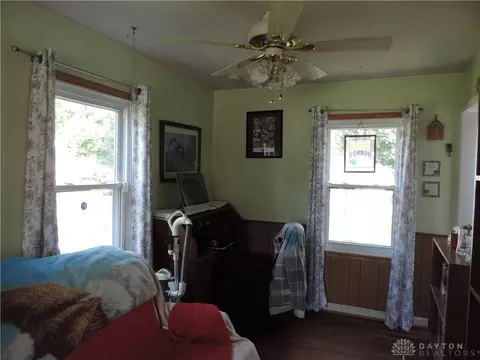 Living - 1663 Darst Ave, Dayton, OH 45403 photo 1 of 1