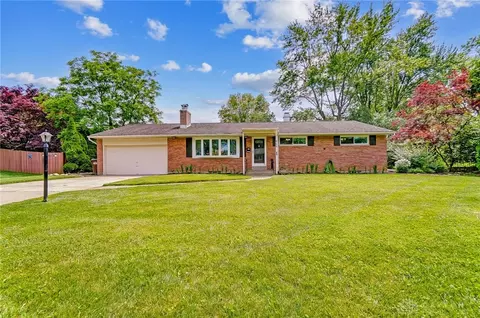 964 Donson Dr, Dayton, OH 45429