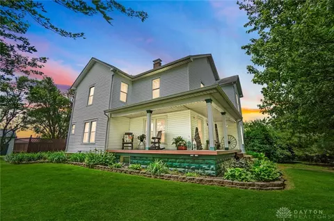4092 E Beal Rd, Jamestown, OH 45335