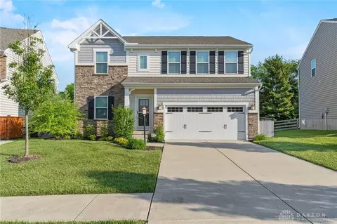 2829 Ridge View Ct, Xenia, OH 45385