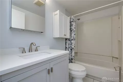 3870 Irwin Simpson Rd, Mason, OH 45040 photo 8