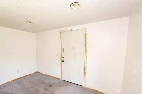 901 N Burnett Rd, Springfield, OH 45503 photo 7