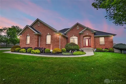 8256 Bellbrook Rd, Waynesville, OH 45068