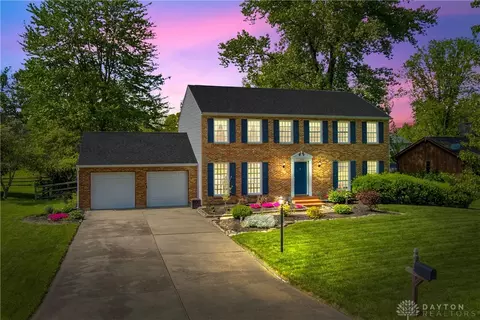 7863 Woodside Ct, Maineville, OH 45039