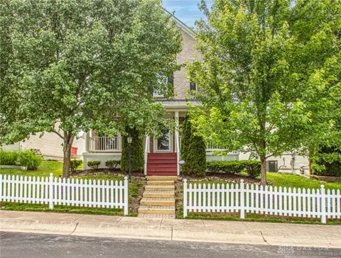 2609 Royal Gtwy, Dayton, OH 45431