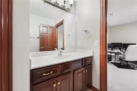 Bath - 7691 Deer Path Ct, Springboro, OH 45066 photo 8 of 10