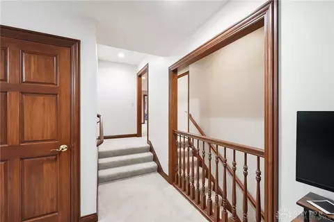 Entry Way - 7691 Deer Path Ct, Springboro, OH 45066 photo 5 of 5