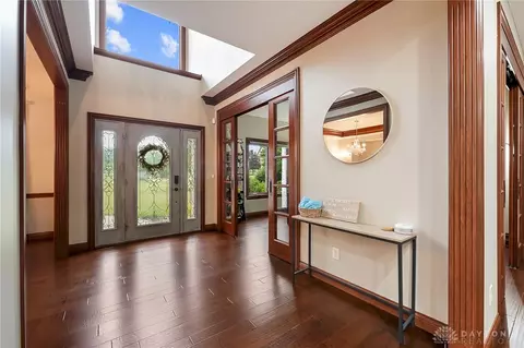 Entry Way - 7691 Deer Path Ct, Springboro, OH 45066 photo 1 of 5