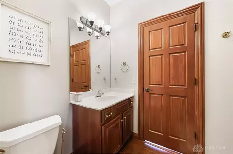 Bath - 7691 Deer Path Ct, Springboro, OH 45066 photo 5 of 10