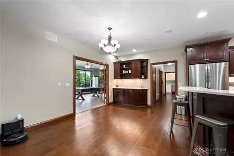 Entry Way - 7691 Deer Path Ct, Springboro, OH 45066 photo 2 of 5