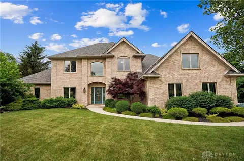 Exterior - 7691 Deer Path Ct, Springboro, OH 45066 photo 5 of 9