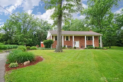 9751 Russline Dr, Loveland, OH 45140