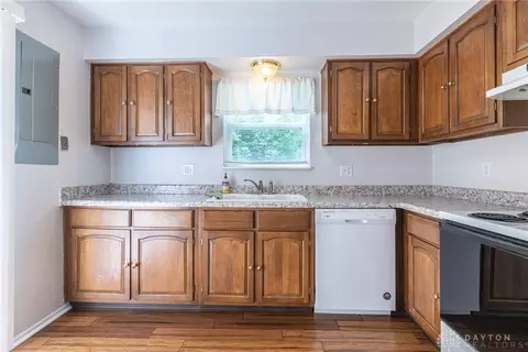 6470 Harrison Ct, Centerville, OH 45459 photo 10