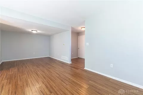 6470 Harrison Ct, Centerville, OH 45459 photo 7