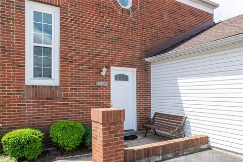 6470 Harrison Ct, Centerville, OH 45459 photo 2