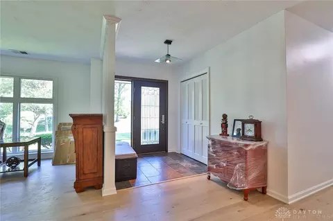 515 N Broadmoor Blvd, Springfield, OH 45504 photo 5